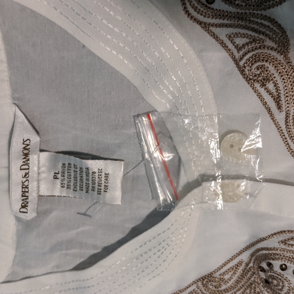 Embroidered PL Button Down Blouse - Picture 5 of 8